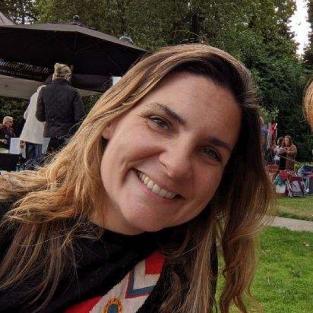 Meet your Posher, Chloe